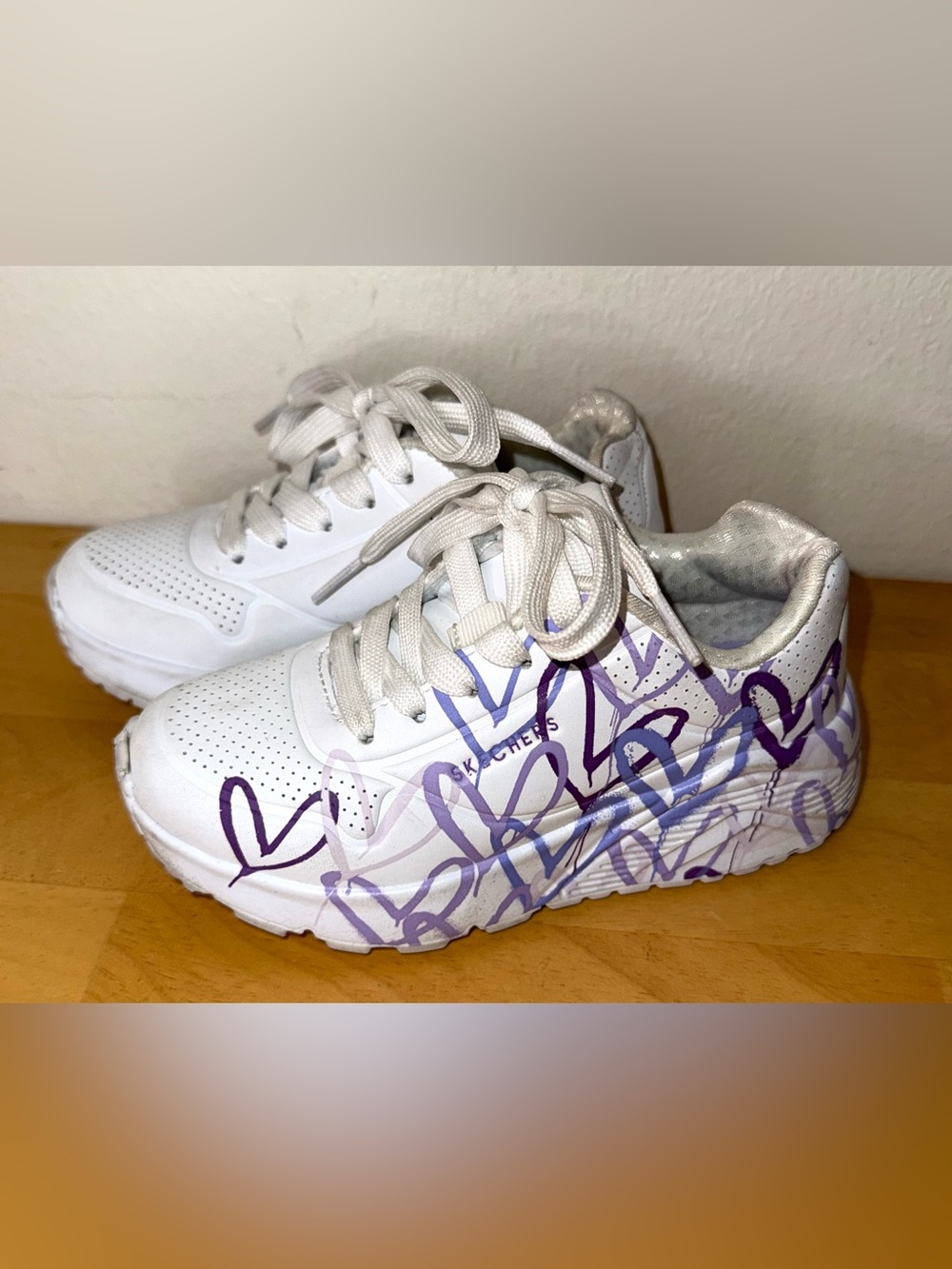 Skechers x JGoldcrown Uno - Spread the Love sneakers, girls size 11